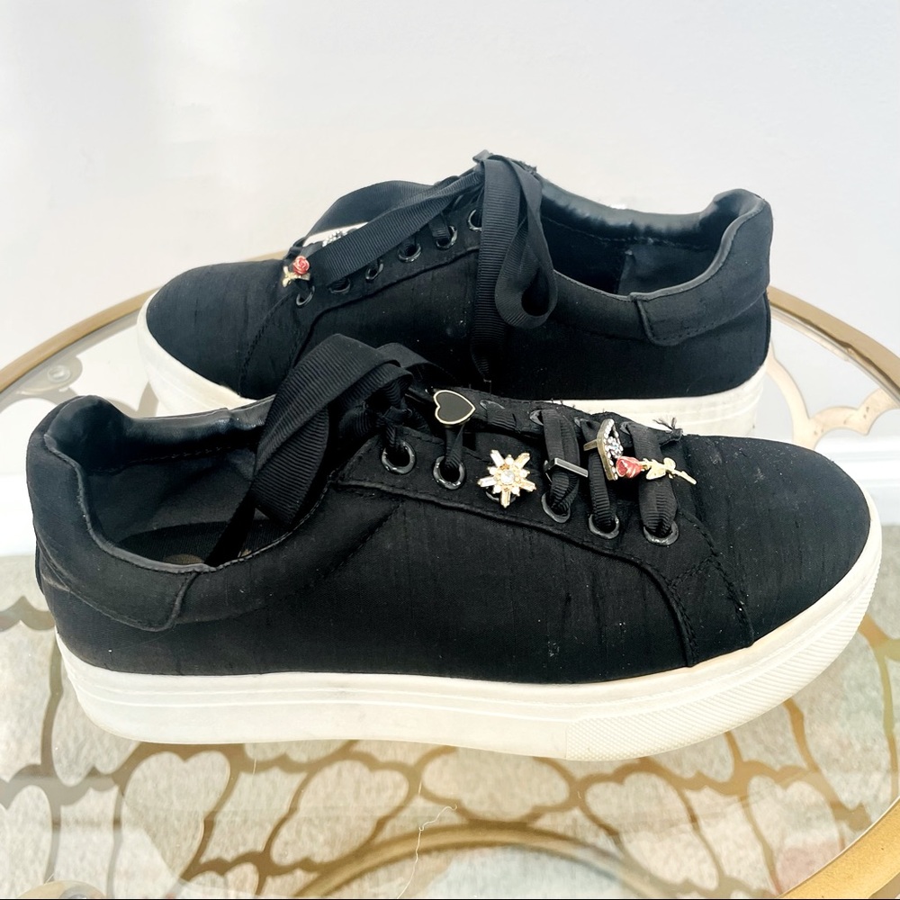 SAM EDELMAN CIRCUS 🎪 CHARM SZ 6